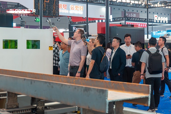 NS-12020H 型鋼激光二次加工自動化線首發成功，火爆熱銷！