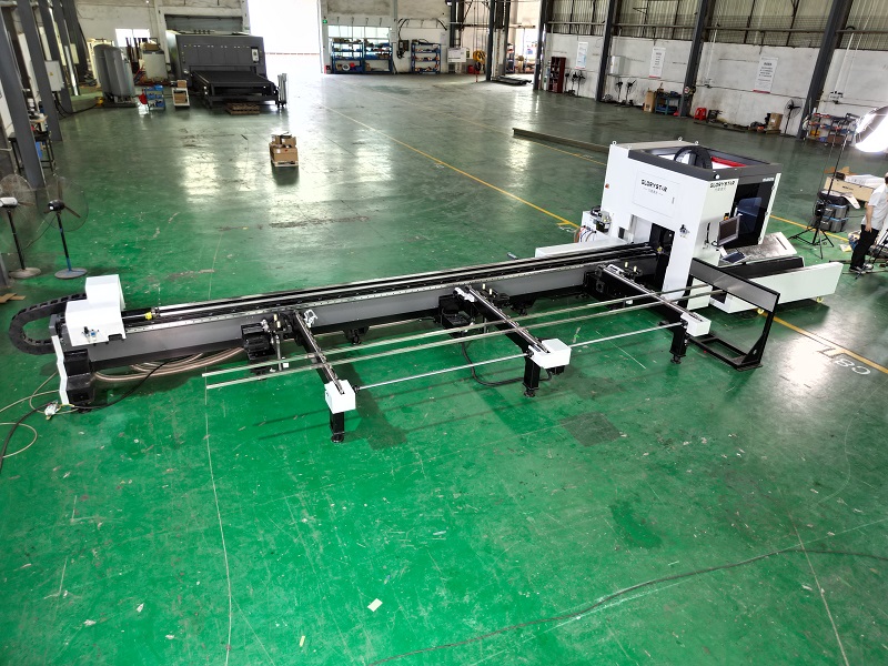 雙卡盤管材激光切管機！讓您實用高效金屬管材加工