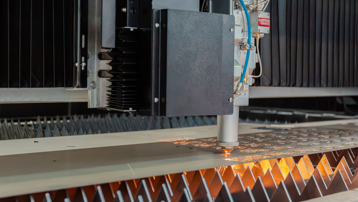 光纖激光切割機(jī)的工作原理，這篇文章跟你講明白！